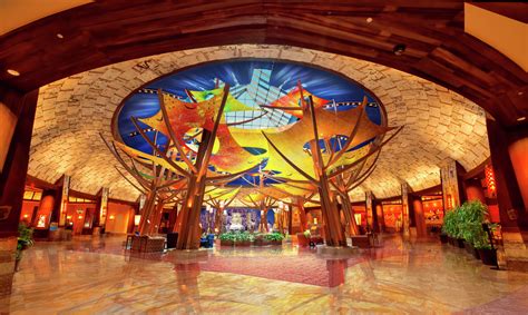 Phantasia closes at Mohegan Sun; two more .